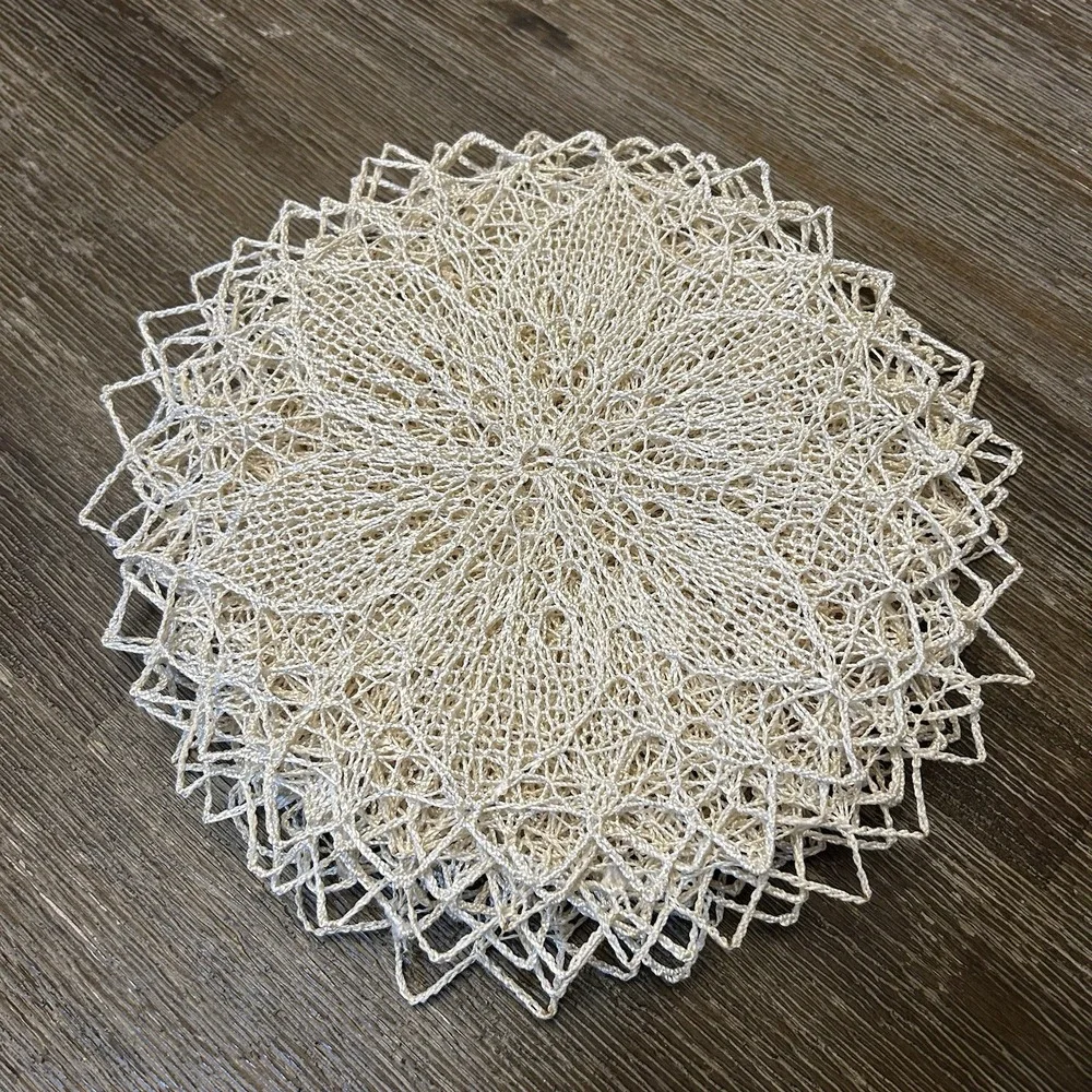Antique Handmade Crochet Lace Doilies Lot 15 Matching Floral 8-9